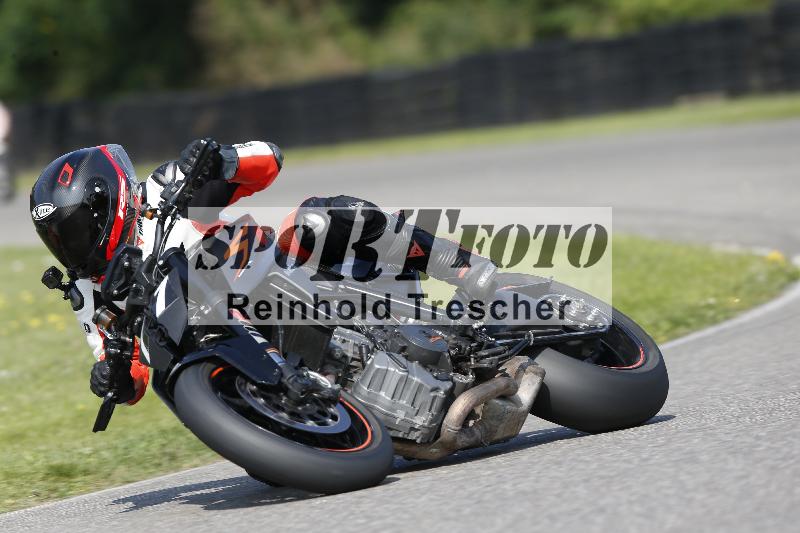 /45 10.08.2025 Plüss Moto Sport ADR/Freies Fahren/77